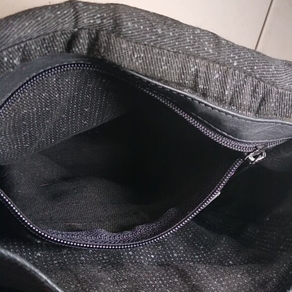 Vintage Kenneth Cole Crossbody Adjustable Strap Front Flap snap Zipper Sm pocket - Picture 9 of 16